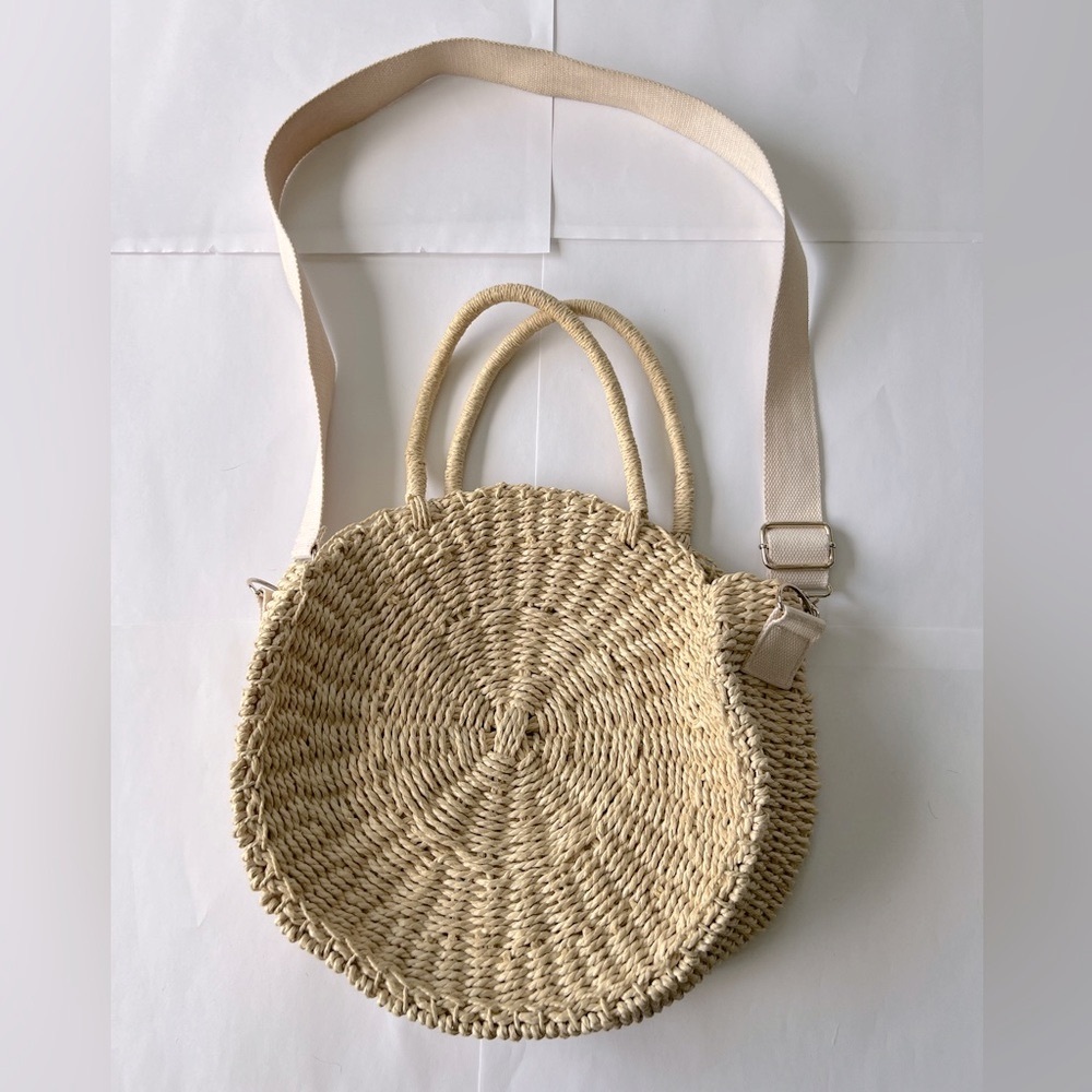 NWOT Gap straw strap bag